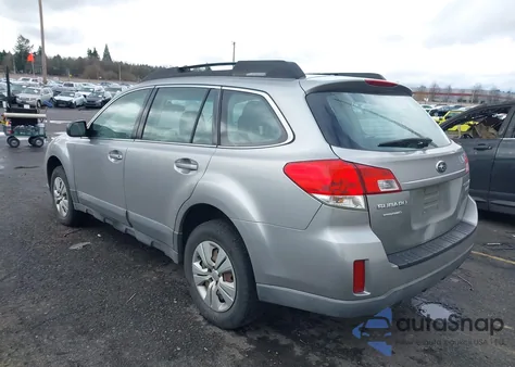 2010 Subaru Outback 2.5I z USA, uszkodzony, nr VIN 4S4BRBAC0A3323446